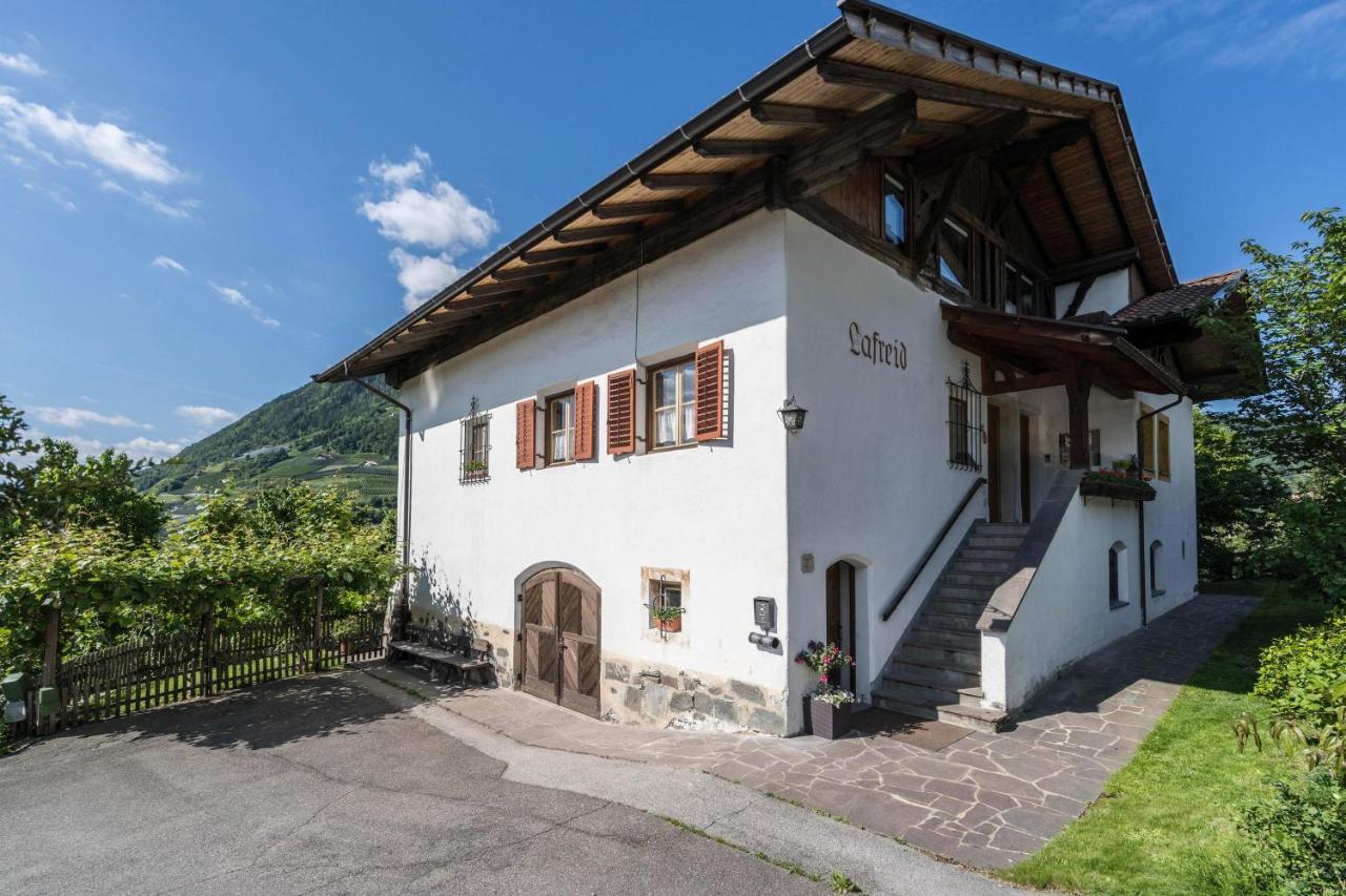 Ferienwohnung Lafreid Algund Exterior foto